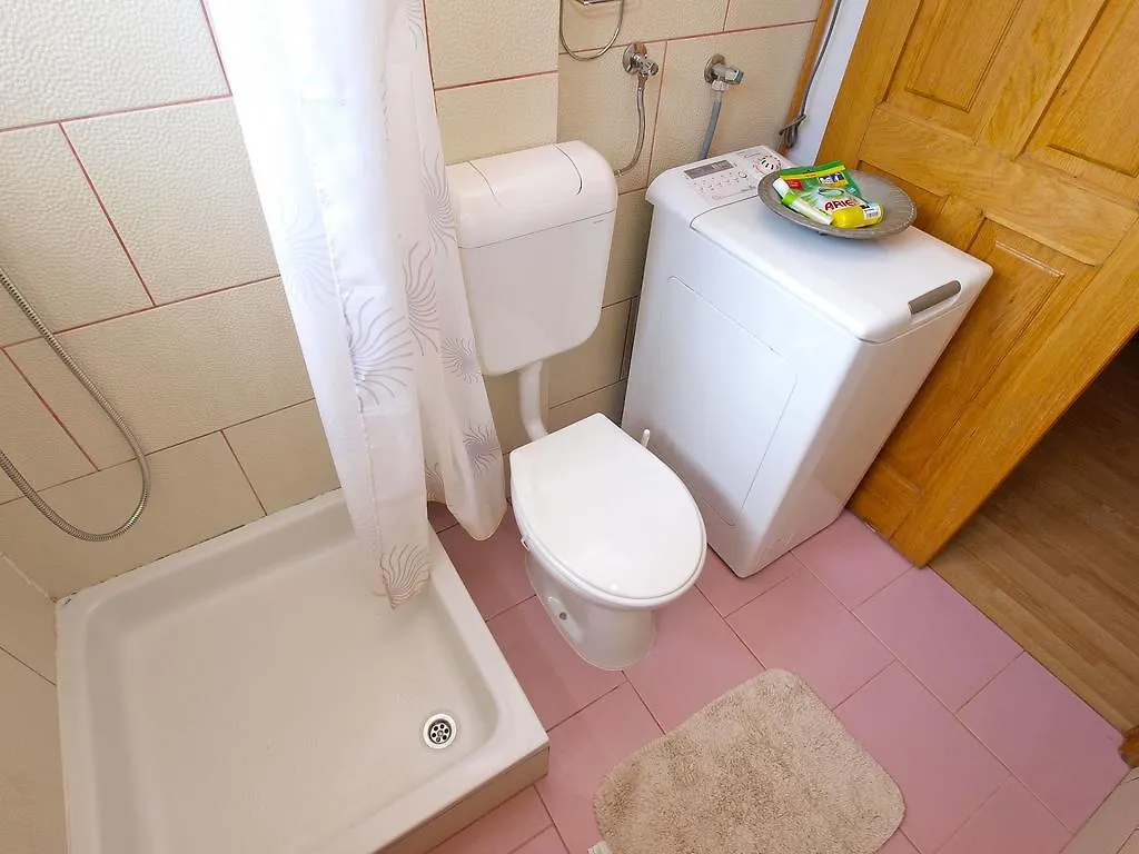 Apartments Elda 1470 Fazana