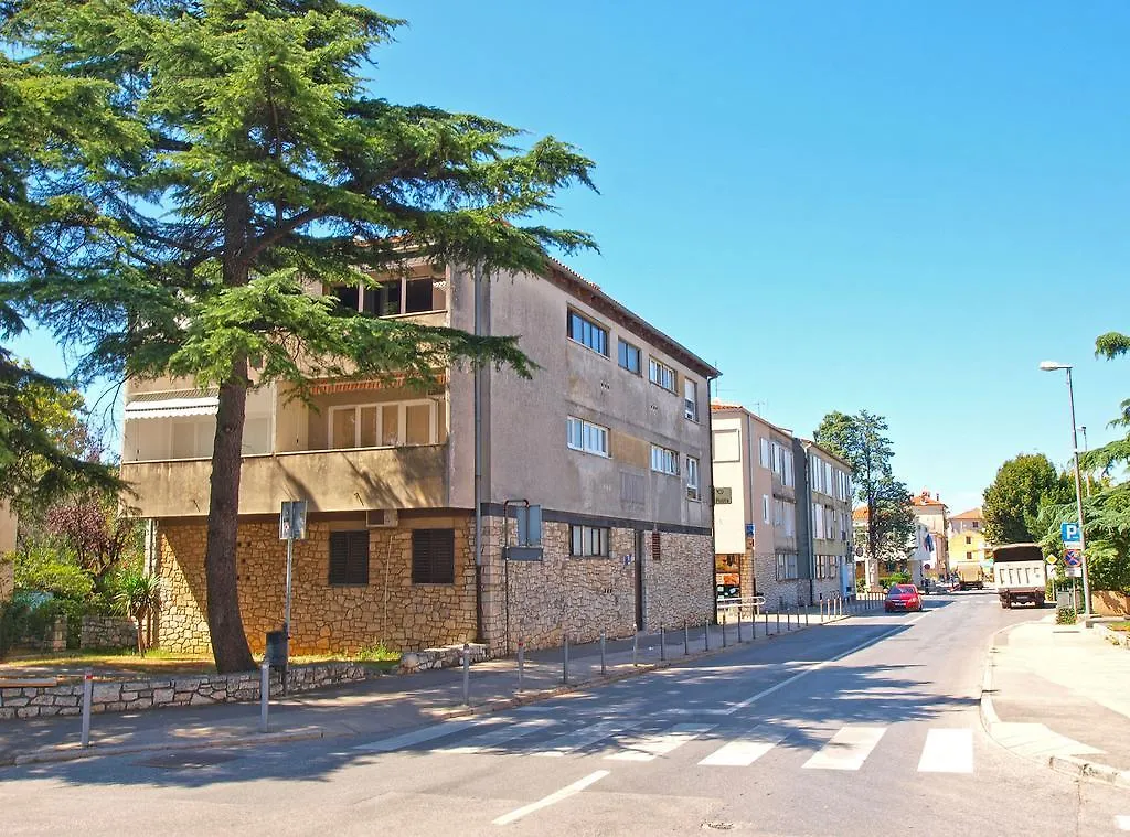 Apartments Elda 1470 Fazana Croatia