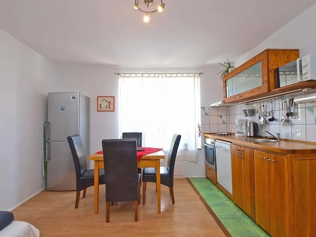 Apartments Elda 1470 Fazana