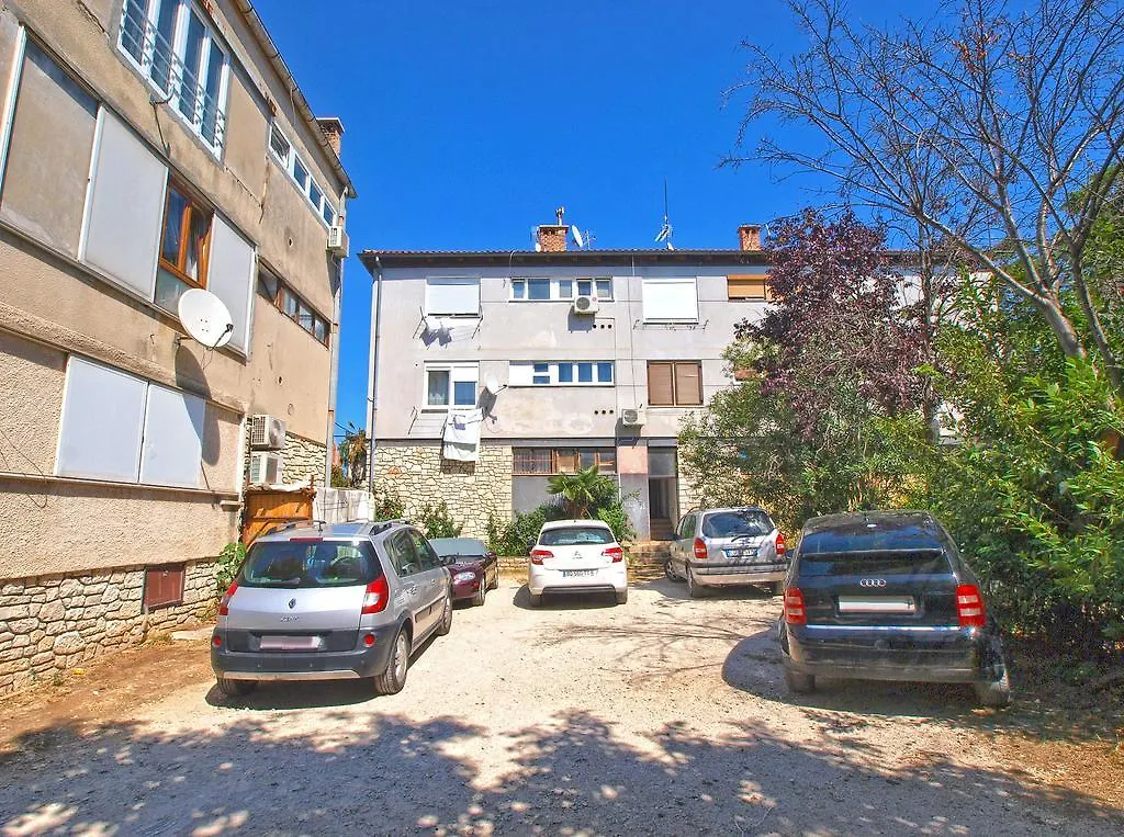 Apartments Elda 1470 Fazana