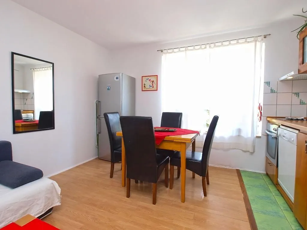 Apartments Elda 1470 Fazana Croatia