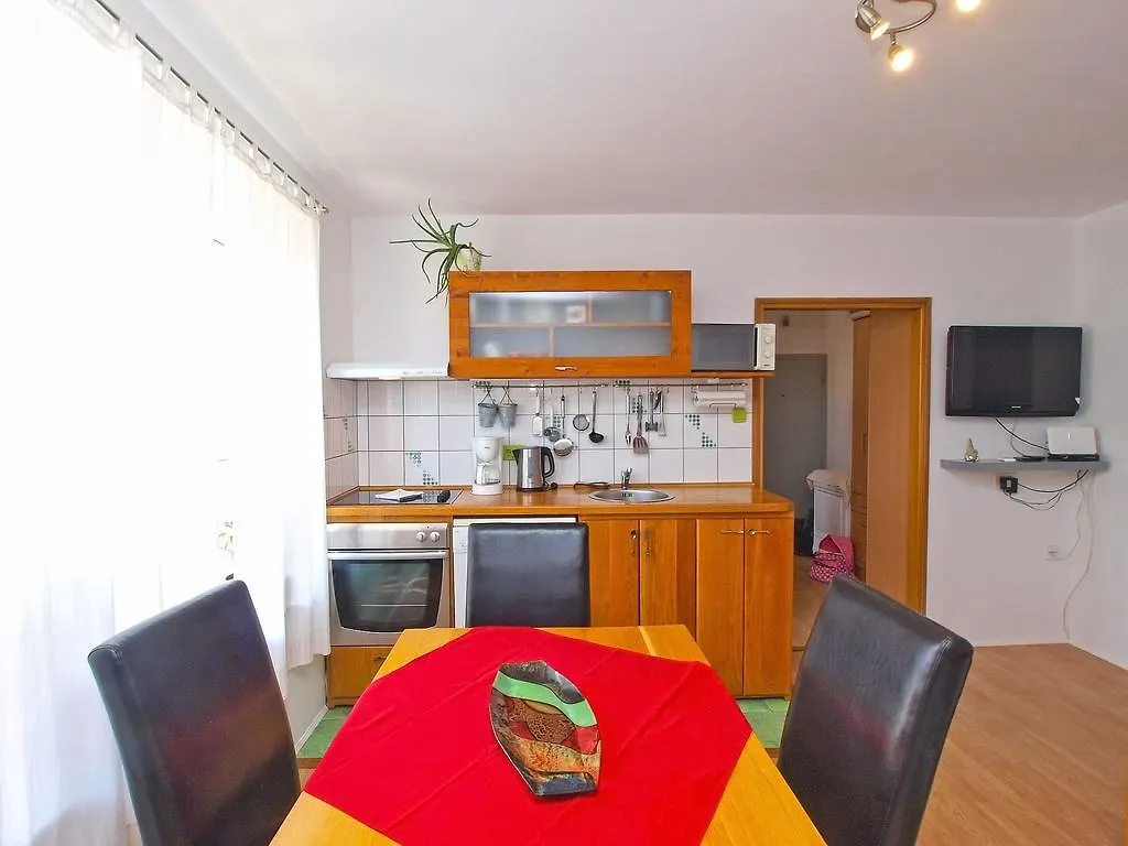 Apartments Elda 1470 Fazana